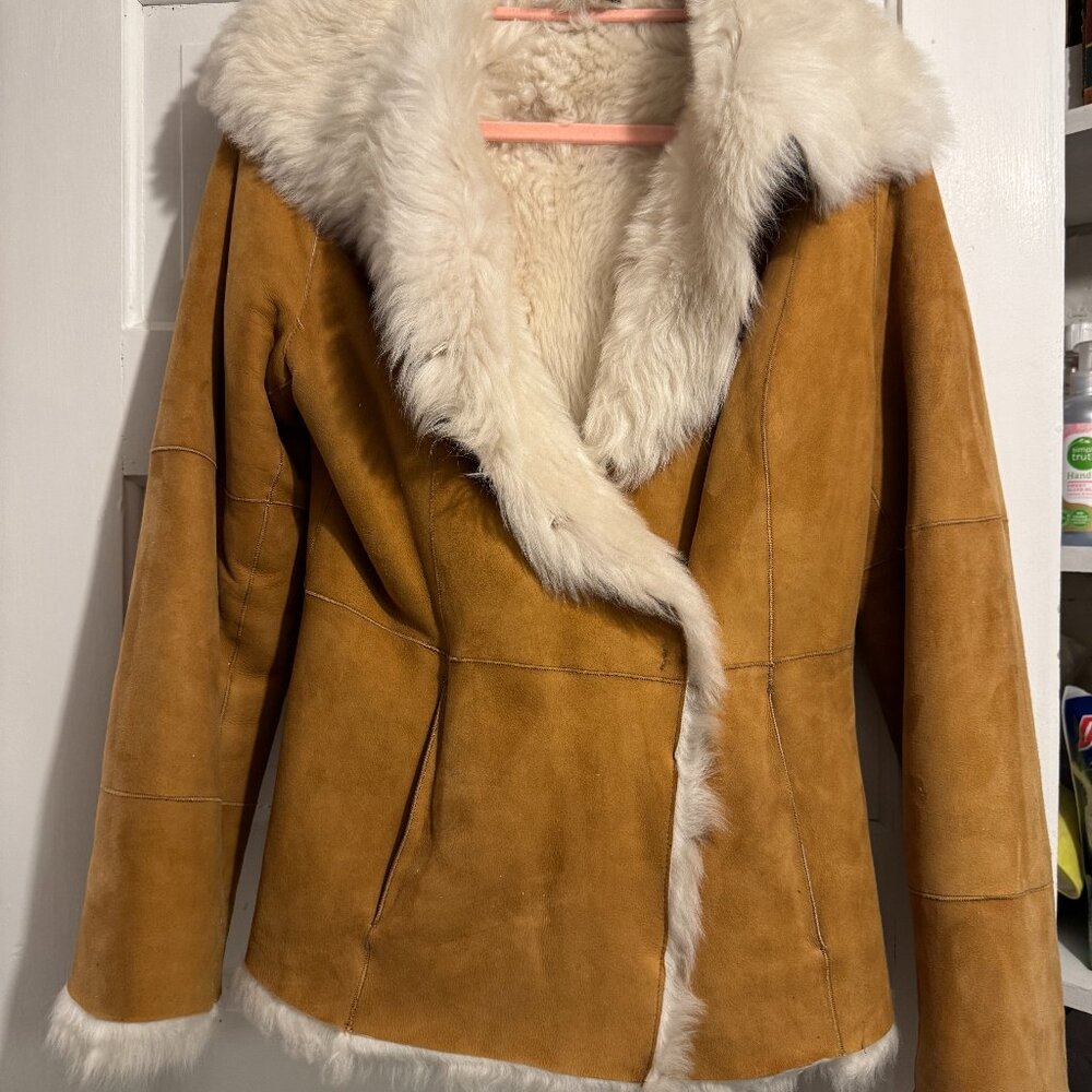 UGG Real Shearing with camel suede size small